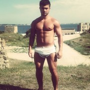  ,   Orxan, 32 ,  