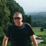  ,  Alberto, 47