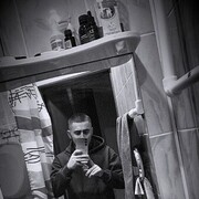  ,  Andrey, 22