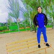  ,  Xusniddin, 21