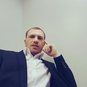  ,   Stefan, 34 ,  