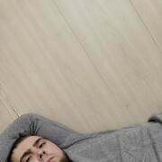  -,  Anton, 28