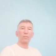  ,  leks, 46