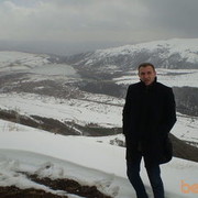  ,   Levon, 40 ,   ,   , c 