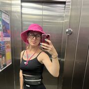  , 