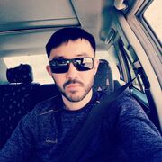  ,  Niyaz, 34
