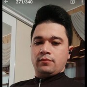 ,  Ali, 20