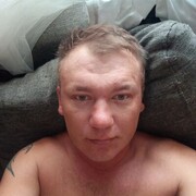  ,  Ilya, 32