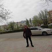  ,  Vlad, 40
