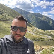  ,  Tony, 41