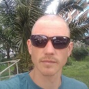 ,   Kyrylo, 33 ,     