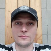  -,  Maikl, 46