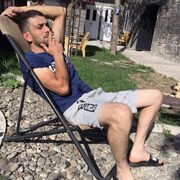  ,  Vahram, 31