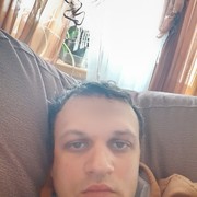  ,  Andry, 35