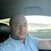  ,   Yunis, 36 ,   ,   