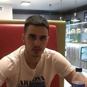  ,  Bet men, 25