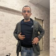  ,  Viktor, 30