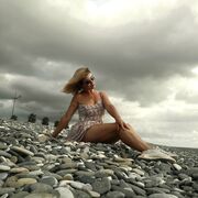  ,   Olga, 43 ,   ,   