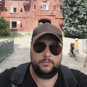  ,   Vladimir, 32 ,   ,   