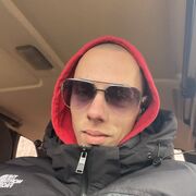  ,  Anton, 25
