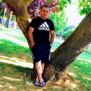  ,  Kornel, 42