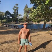  Herzliyya,   , 42 ,     , c 