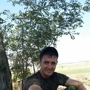  ,   Konstantin, 35 ,   