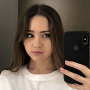  ,   Lena, 25 ,   ,   
