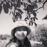  ,   Julia, 49 ,   