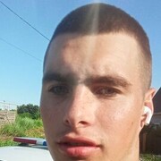  ,  Kolya, 21