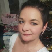  ,  Alina, 28