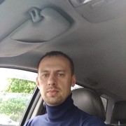  ,   Anton, 39 ,   