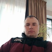 ,  Petru, 40