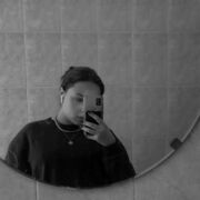   ,   Anna, 22 ,   ,   , 