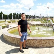  ,  Koss, 29