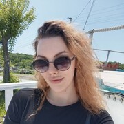  , 