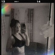  ,   Alina, 21 ,   