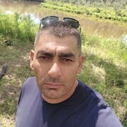  ,   Eduard, 42 ,   ,   