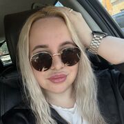  , 