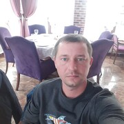  ,   Den, 37 ,   ,   