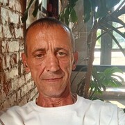  ,   Viktor, 54 ,   c 