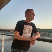  ,   Aleks, 40 ,   
