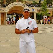  ,   Lychik, 48 ,   