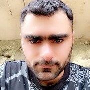  ,  Davit, 23