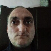  ,   Zaza, 49 ,   ,   