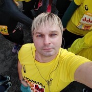  ,   Aleks Alba, 37 ,   c 