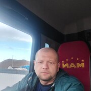  ,   Maxim, 33 ,   ,   , c 