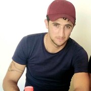  ,   Artur, 32 ,   ,   