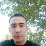  ,  Shoxruz, 32