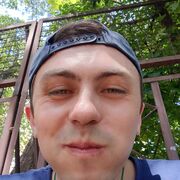  ,   Viktor, 37 ,   ,   